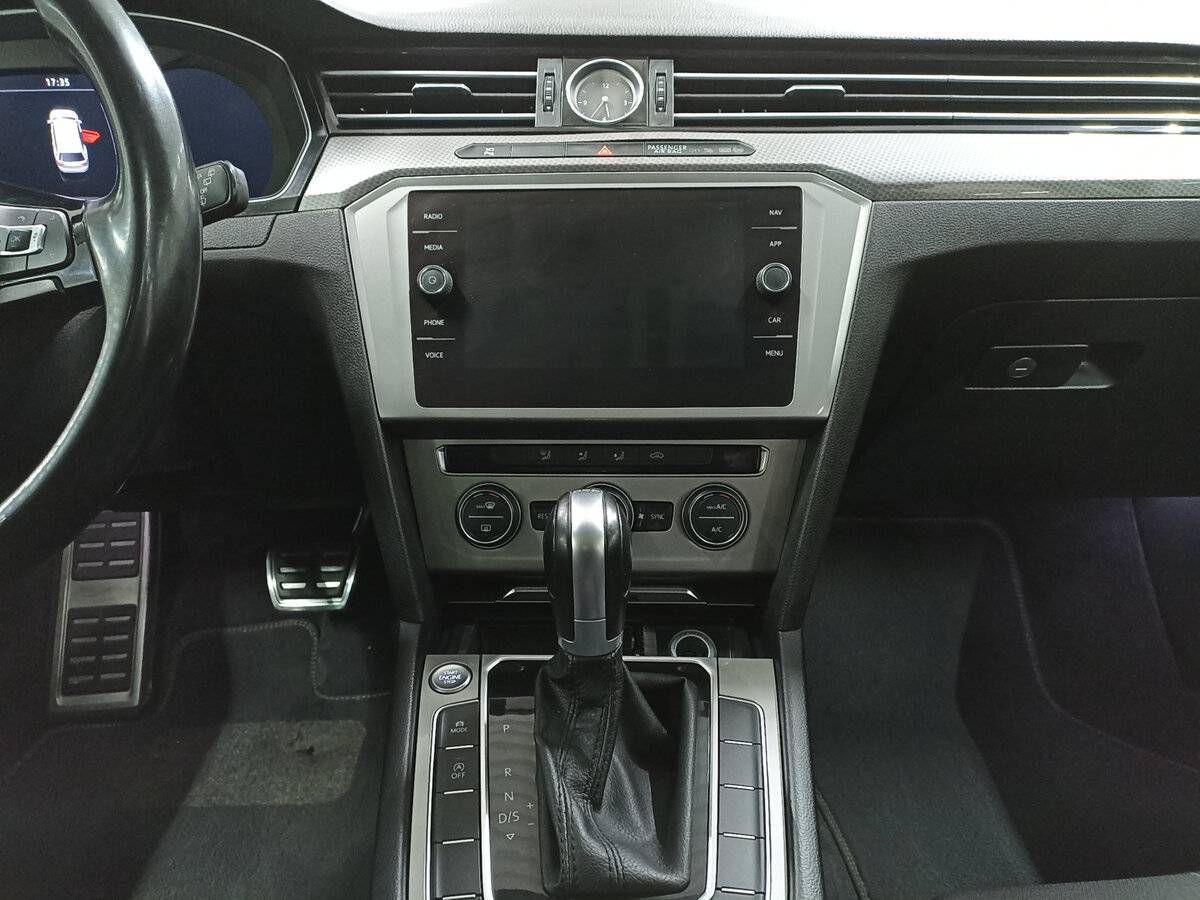 Volkswagen Passat Alltrack, 2018 Фото №15