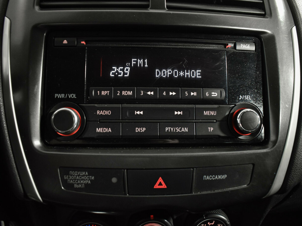 Mitsubishi ASX I Рестайлинг, 2013 Фото №17