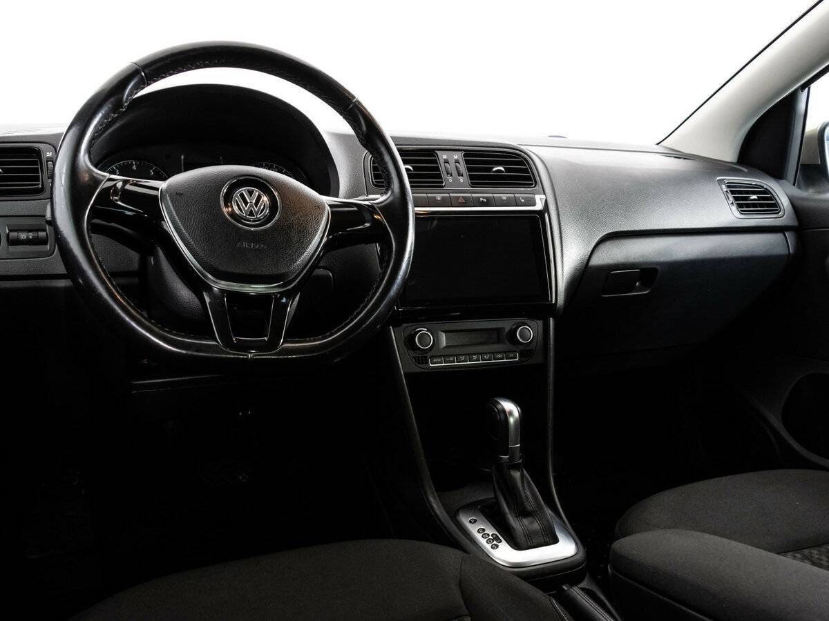 Volkswagen Polo, 2017 Фото №9