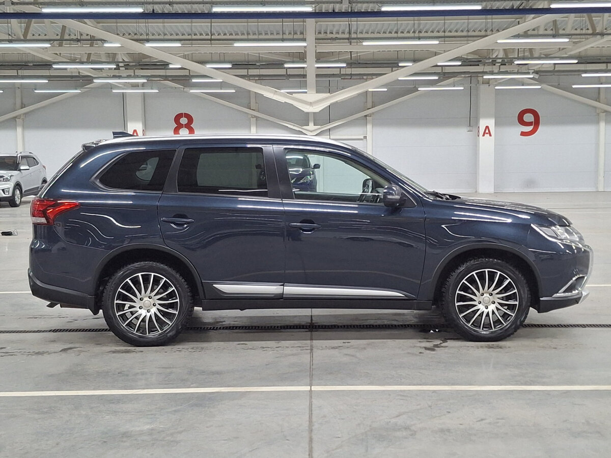 Mitsubishi Outlander III Рестайлинг 2, 2017 Фото №4
