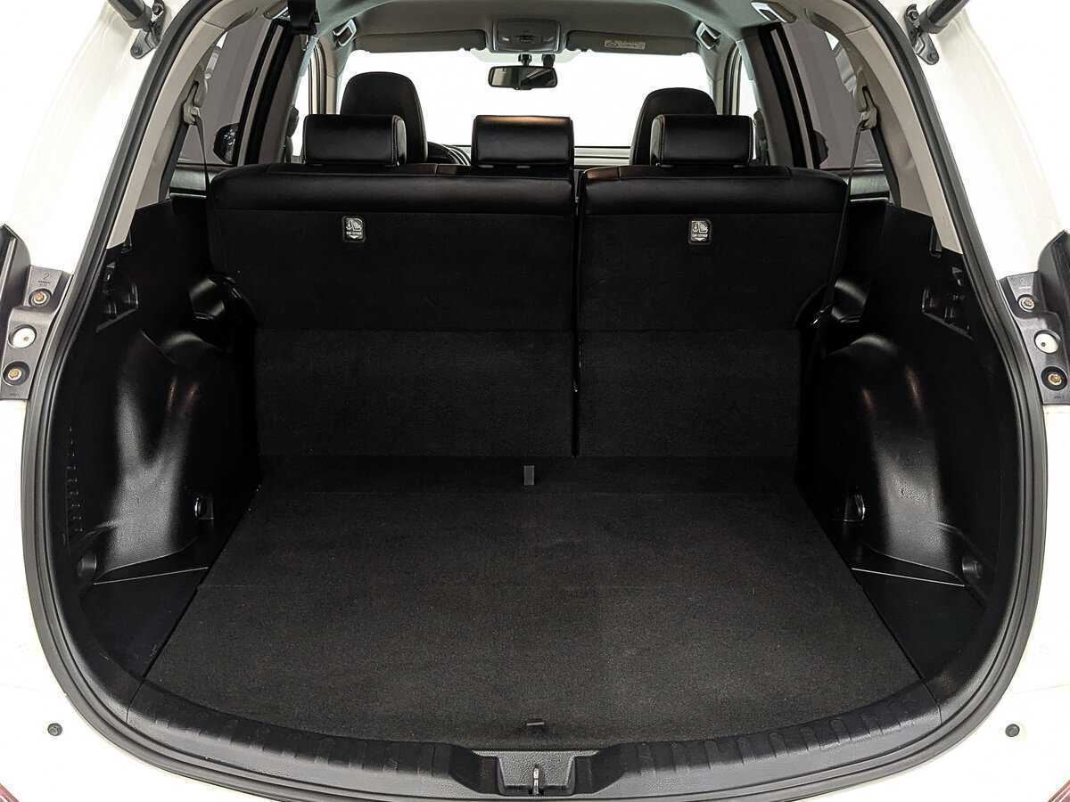 Toyota RAV4, 2017 Фото №10