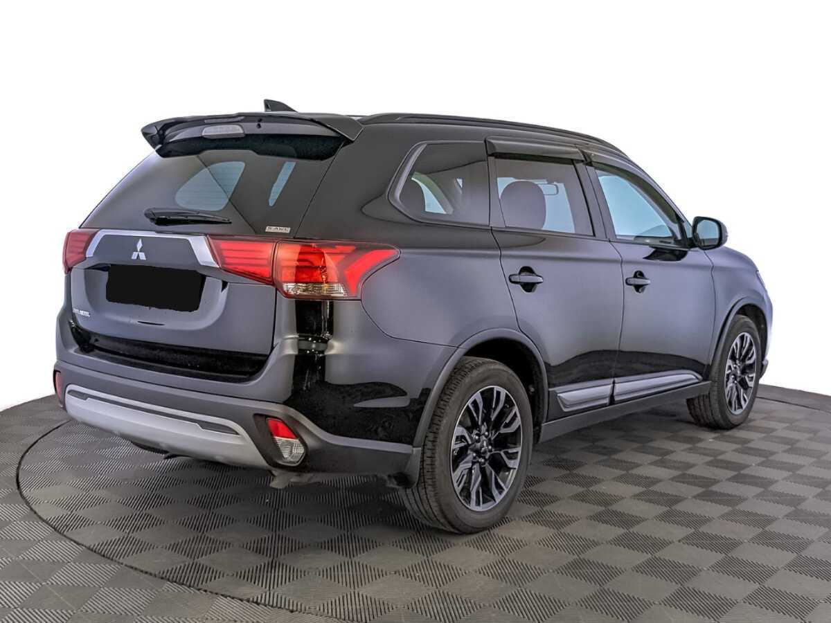 Mitsubishi Outlander, 2022 Фото №5