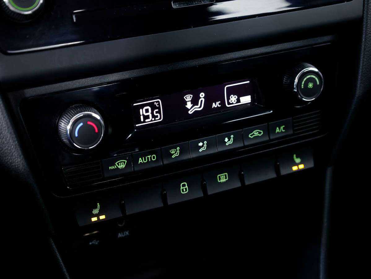 Skoda Rapid, 2017 Фото №14