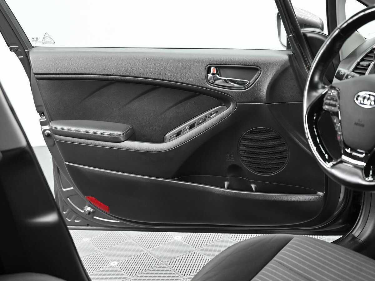 Kia Cerato, 2018 Фото №6