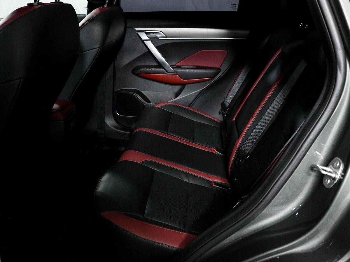 Geely Coolray, 2024 Фото №9