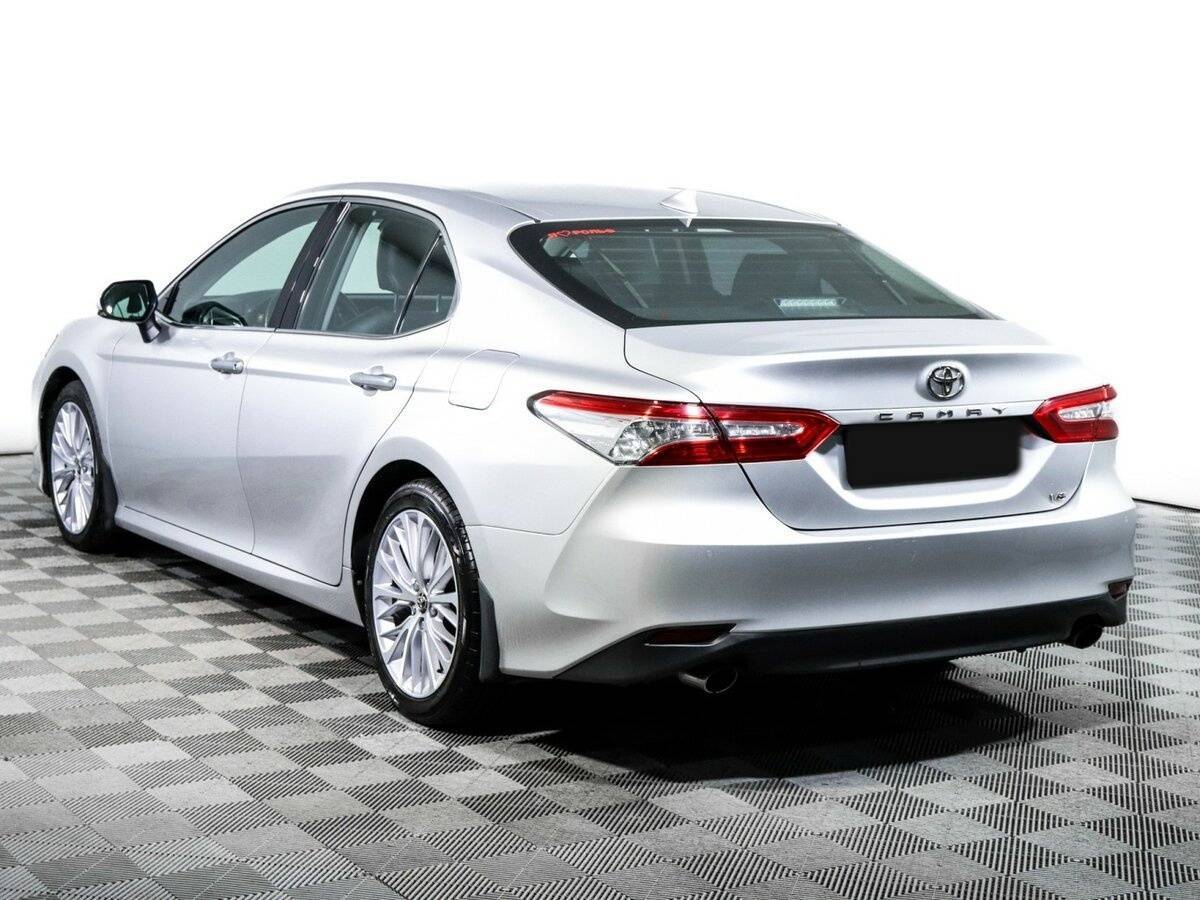 Toyota Camry, 2018 Фото №7