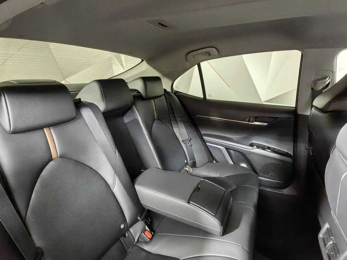 Toyota Camry, 2020 Фото №12