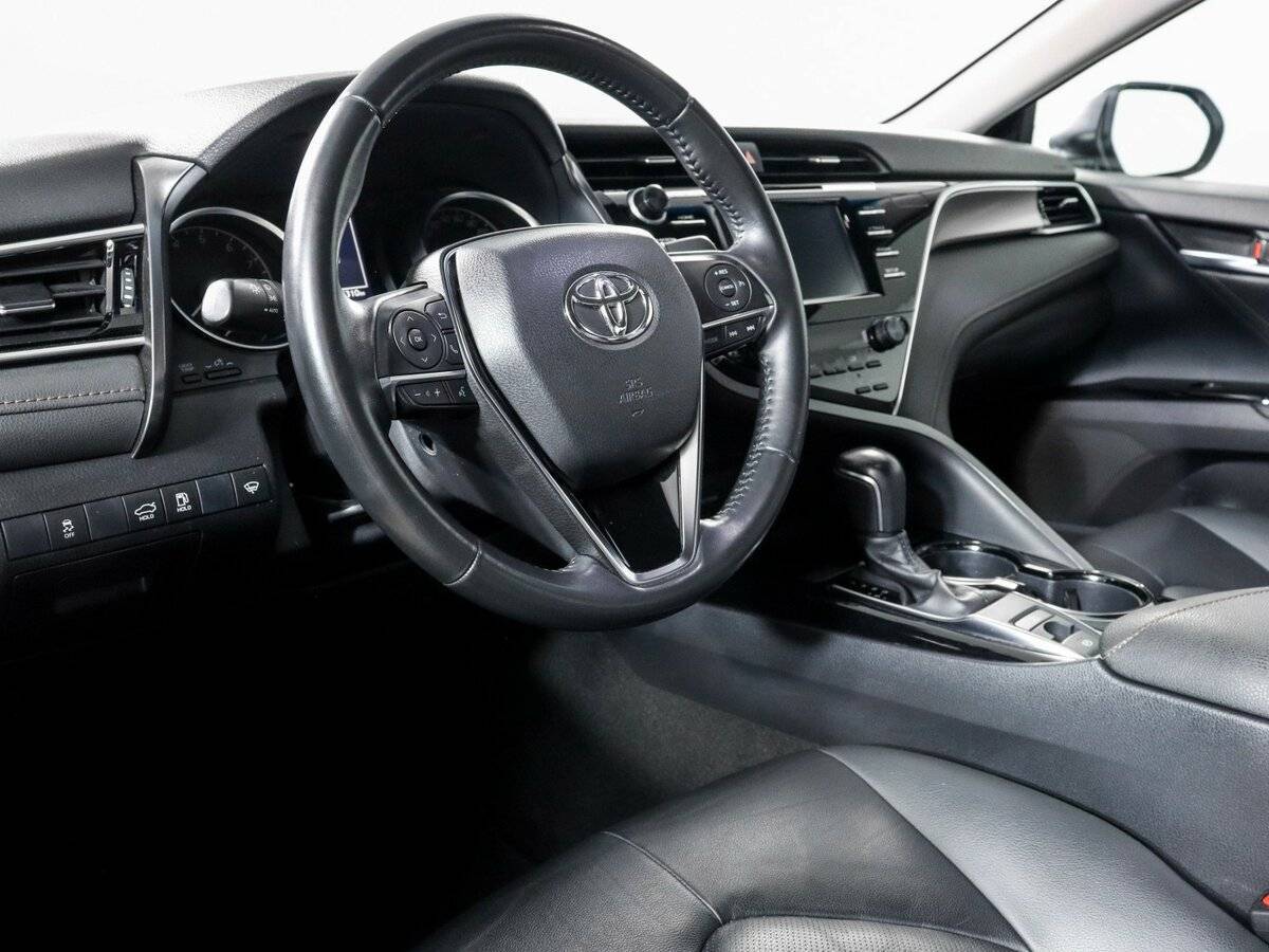 Toyota Camry, 2020 Фото №11