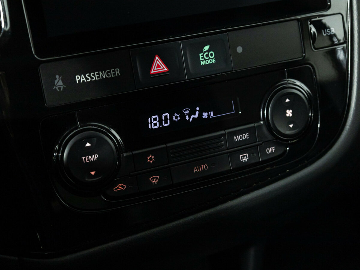 Mitsubishi Outlander III Рестайлинг 3, 2022 Фото №13