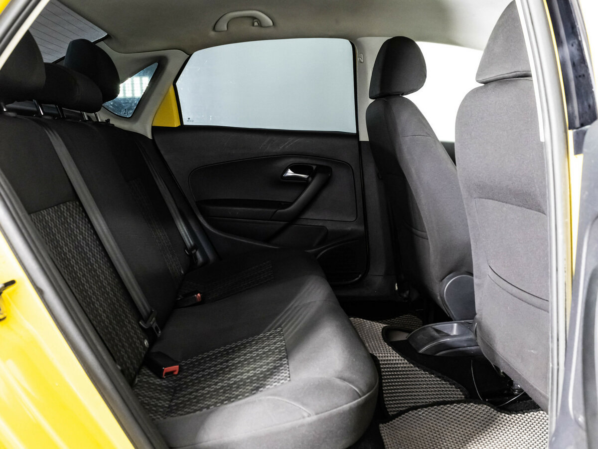 Volkswagen Polo V Рестайлинг, 2018 Фото №11