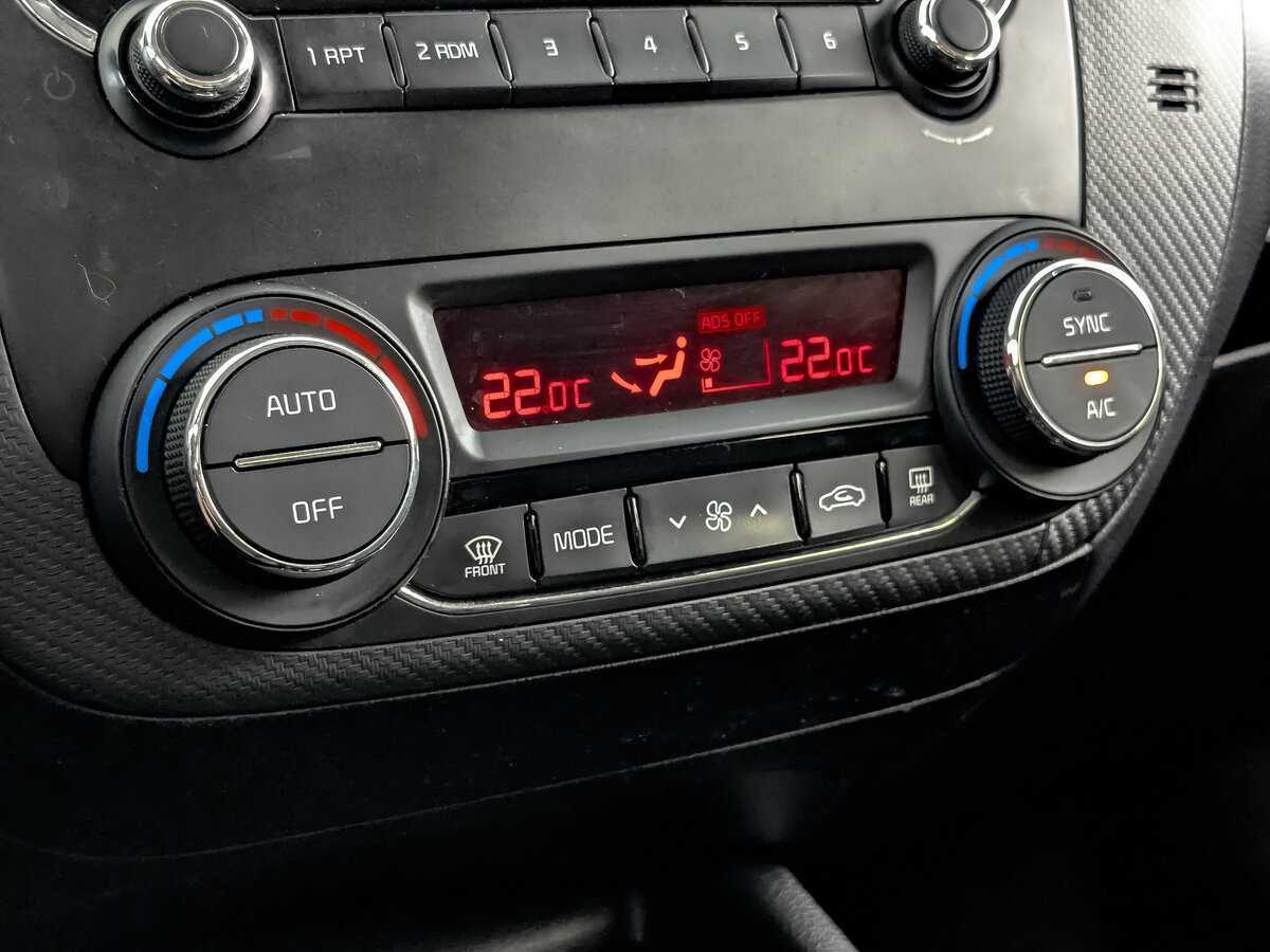 Kia Cerato, 2019 Фото №17