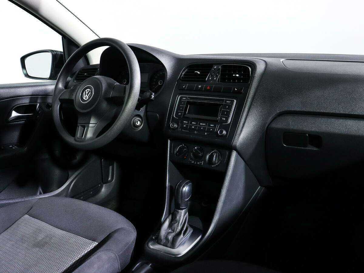 Volkswagen Polo, 2014 Фото №7