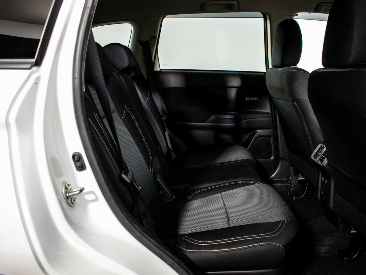 Mitsubishi Outlander III Рестайлинг 3, 2021 Фото №9