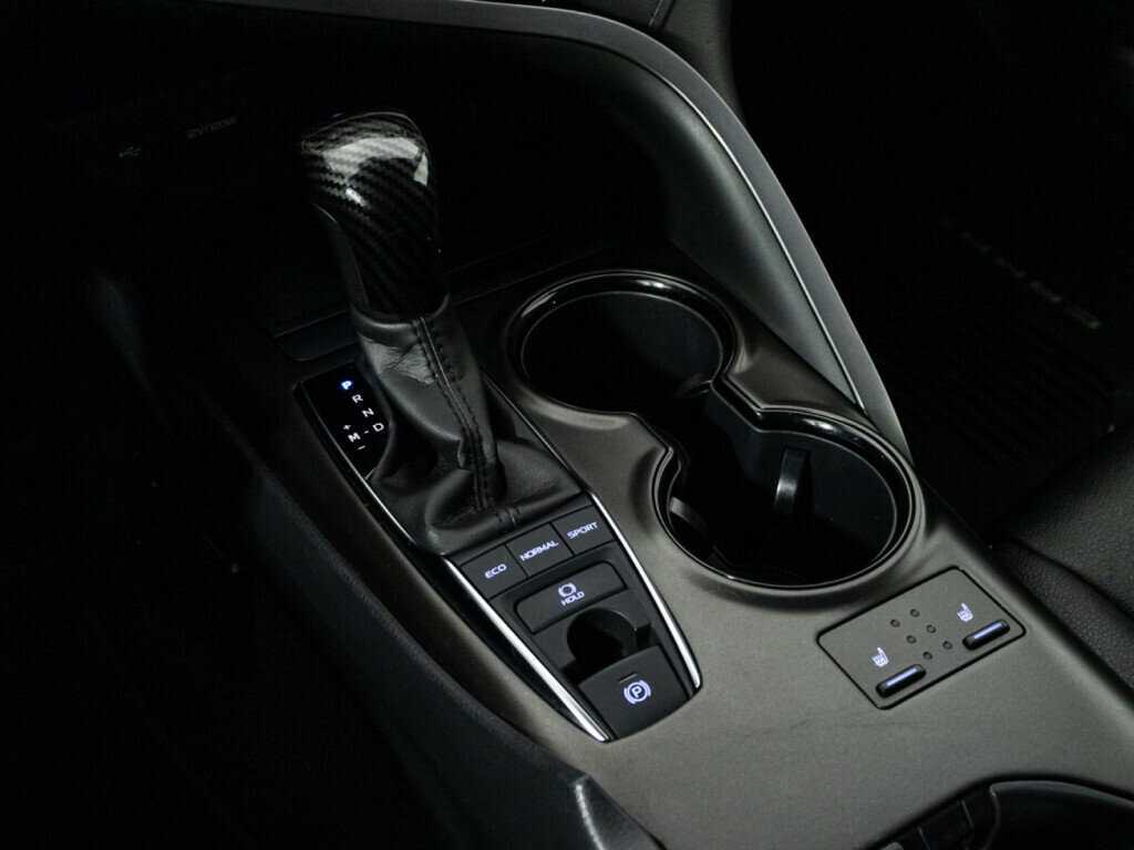 Toyota Camry, 2021 Фото №15