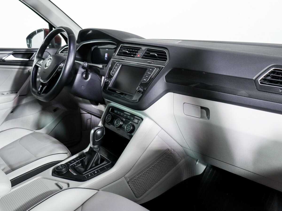 Volkswagen Tiguan, 2016 Фото №6