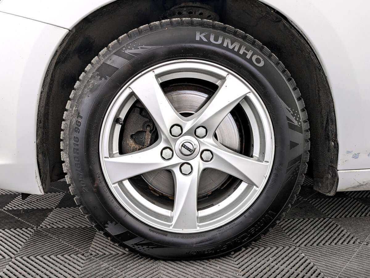 Volvo S60, 2015 Фото №15