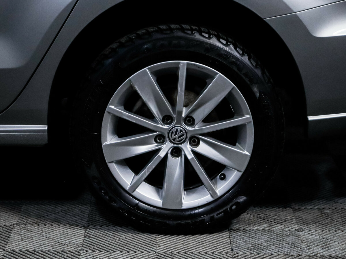 Volkswagen Polo V Рестайлинг, 2019 Фото №12