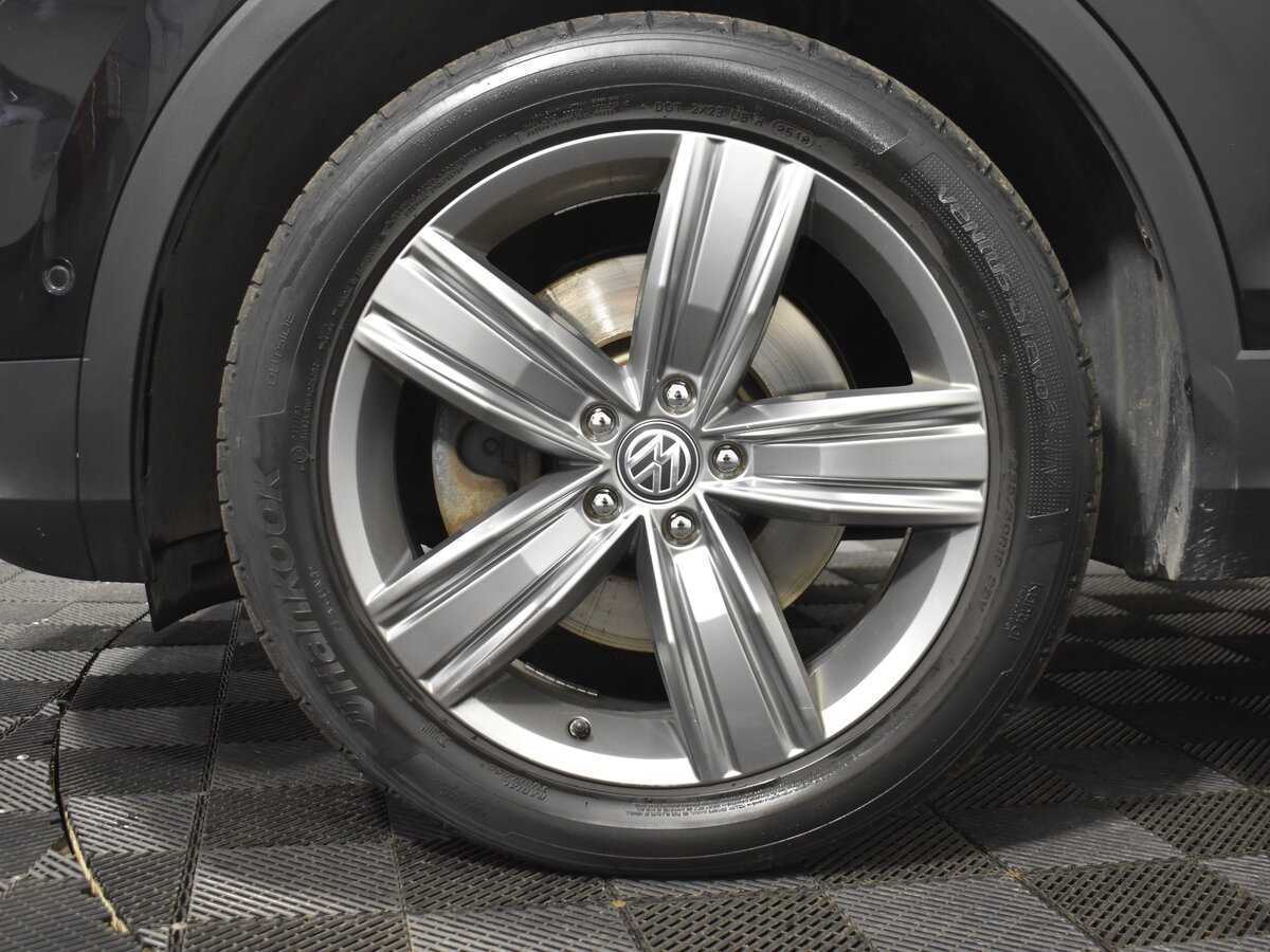 Volkswagen Tiguan, 2017 Фото №12