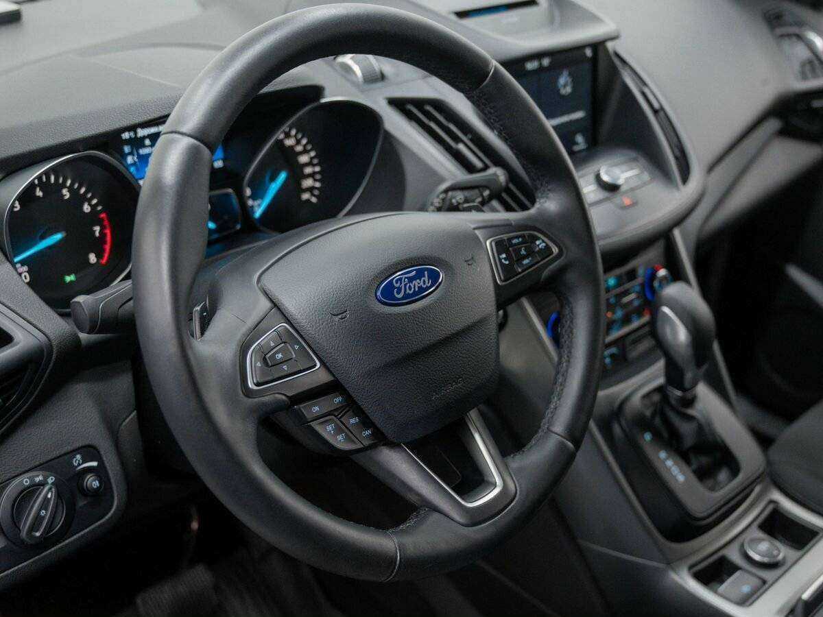 Ford Kuga, 2017 Фото №18