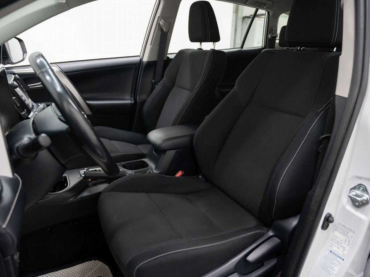 Toyota RAV4, 2019 - 95 000 км. | Фото №7