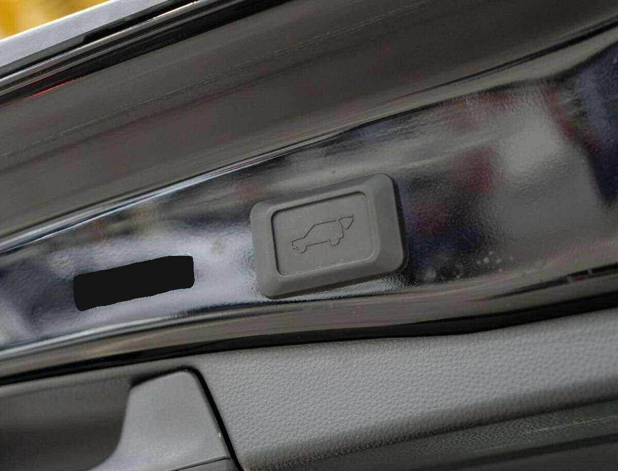 Toyota RAV4, 2019 Фото №8