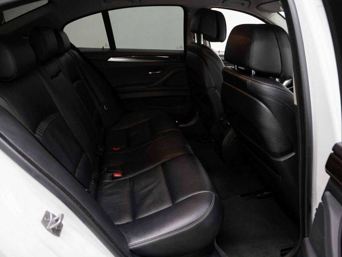 BMW 5 серии 530d xDrive, 2016 Фото №10
