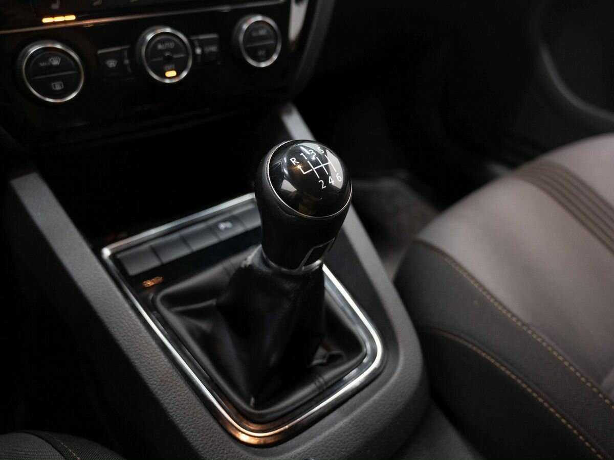 Volkswagen Jetta, 2016 Фото №17