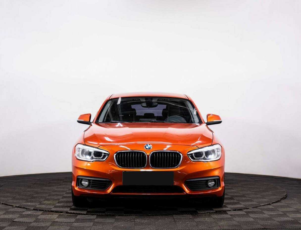 BMW 1 серии 118i, 2017 - 112 000 км. | Фото №2
