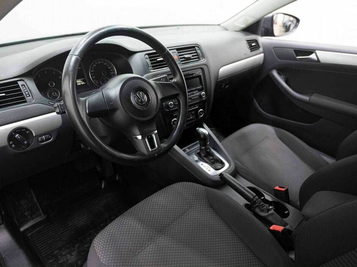 Volkswagen Jetta, 2012 Фото №6