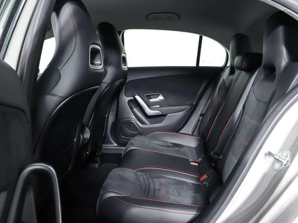 Mercedes-Benz A-Класс 200, 2019 Фото №10