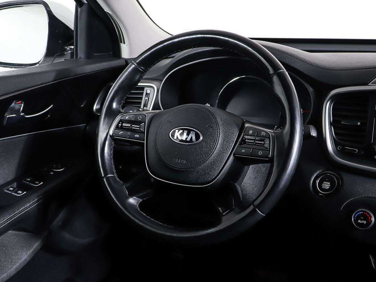 Kia Sorento, 2018 Фото №15
