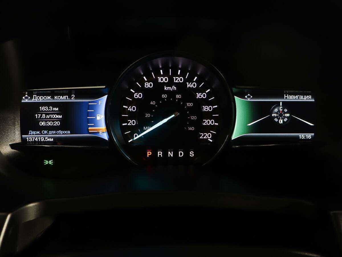 Ford Explorer, 2017 Фото №16