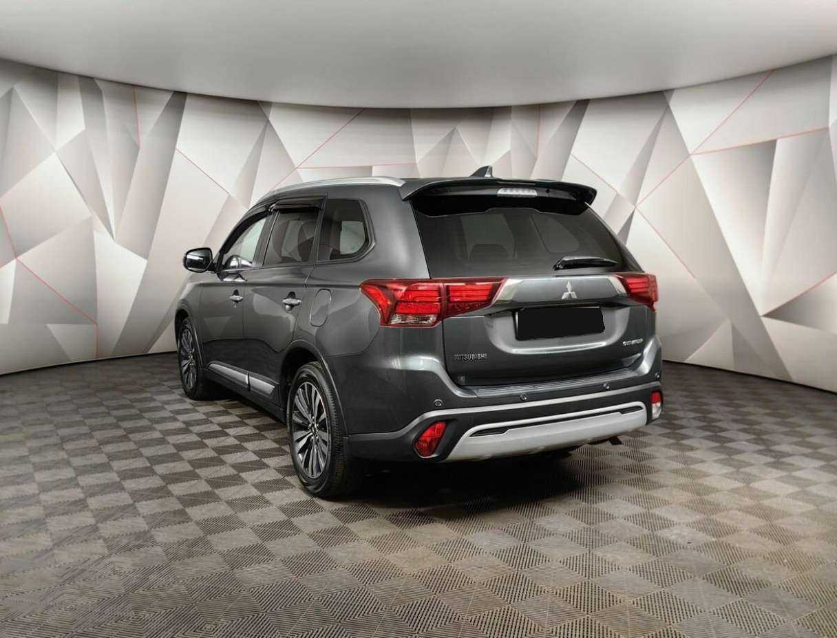 Mitsubishi Outlander, 2019 - 62 238 км. | Фото №4