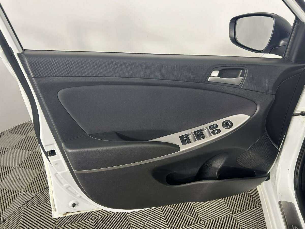 Hyundai Solaris, 2015 - 130 893 км. | Фото №8