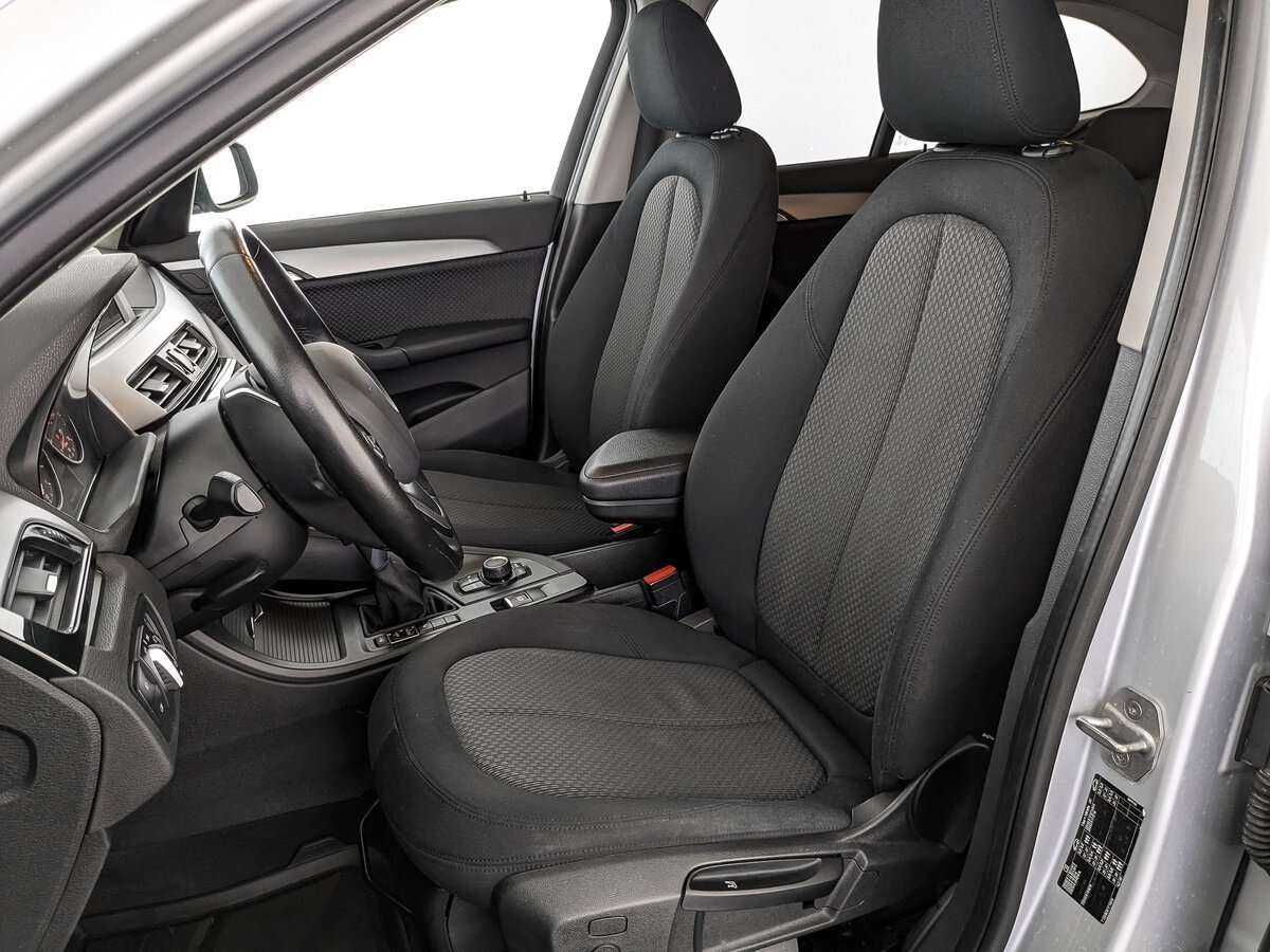 BMW X1 20i xDrive, 2015 Фото №20