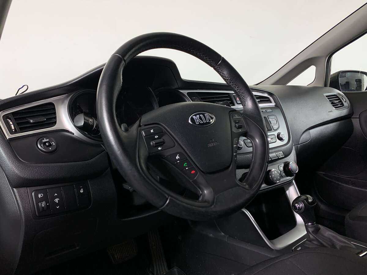 Kia Ceed, 2017 Фото №9