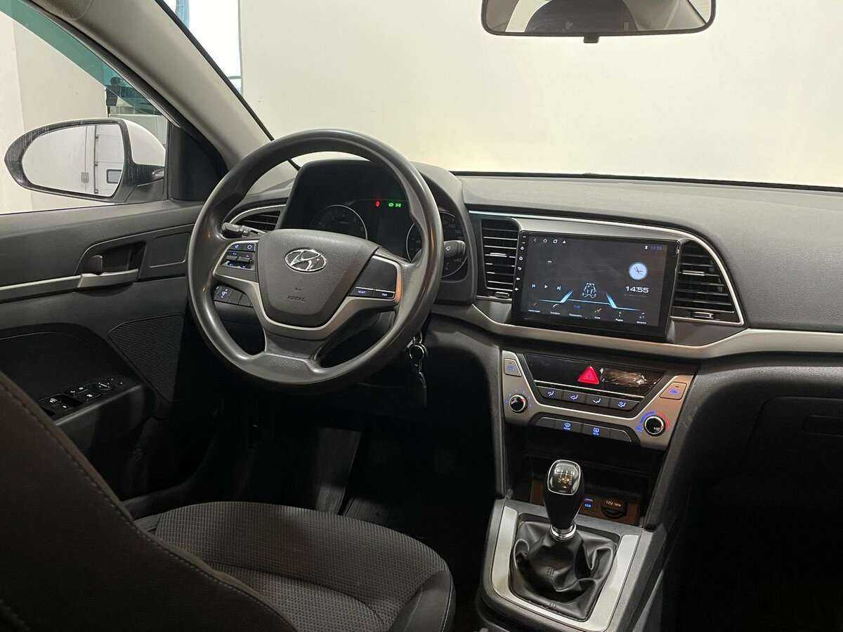 Hyundai Elantra, 2016 Фото №7