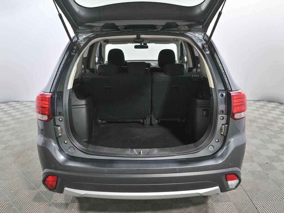 Mitsubishi Outlander, 2018 Фото №18