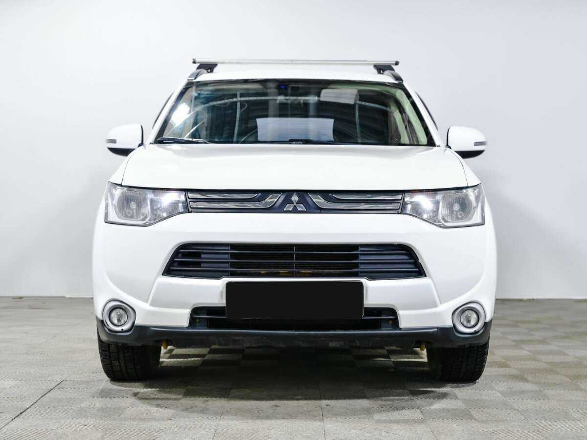 Mitsubishi Outlander, 2013 Фото №2
