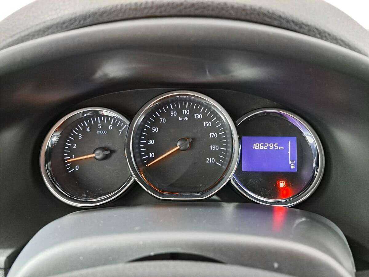 Renault Sandero, 2015 Фото №11