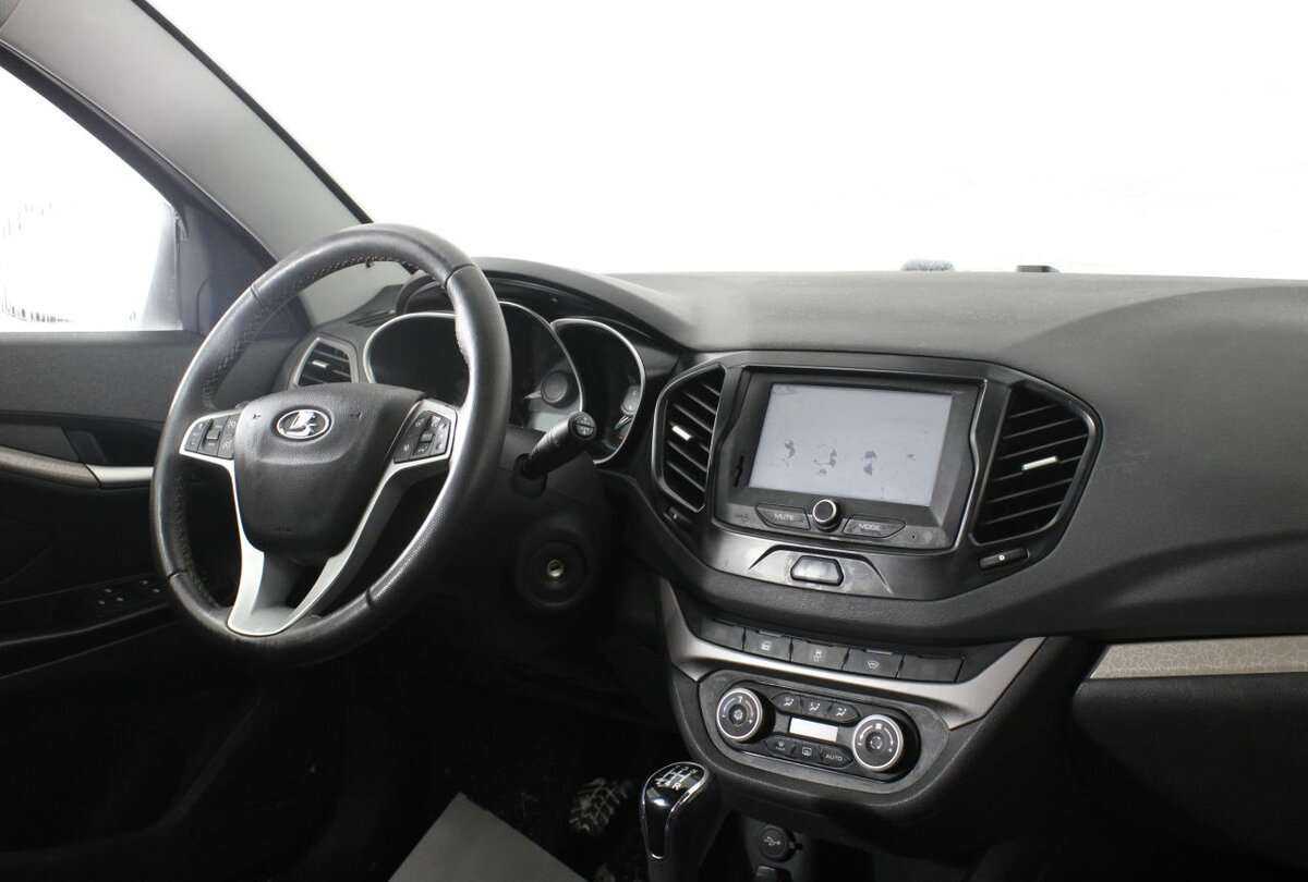 Lada (ВАЗ) Vesta SW, 2020 Фото №7