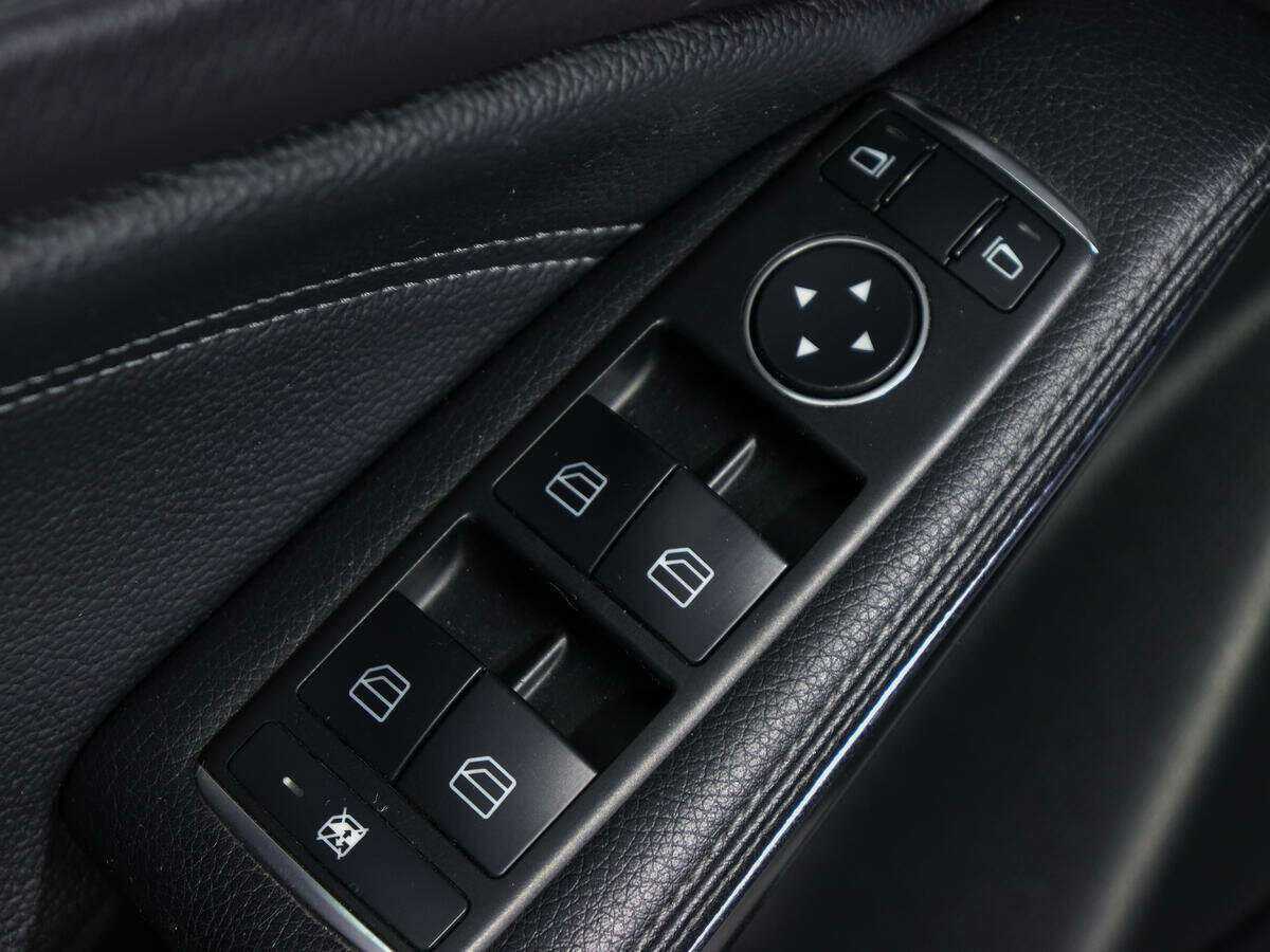 Mercedes-Benz A-Класс 200, 2013 Фото №17