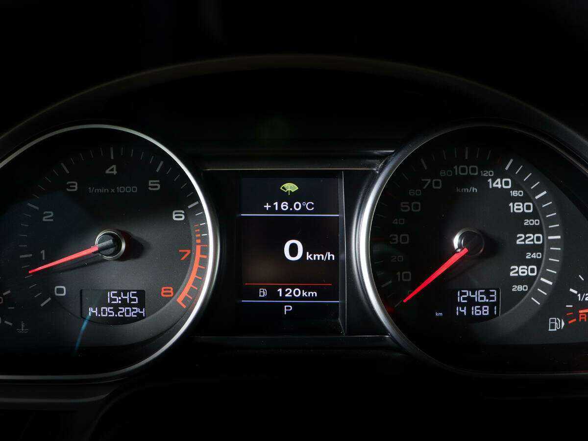 Audi Q7, 2013 Фото №11