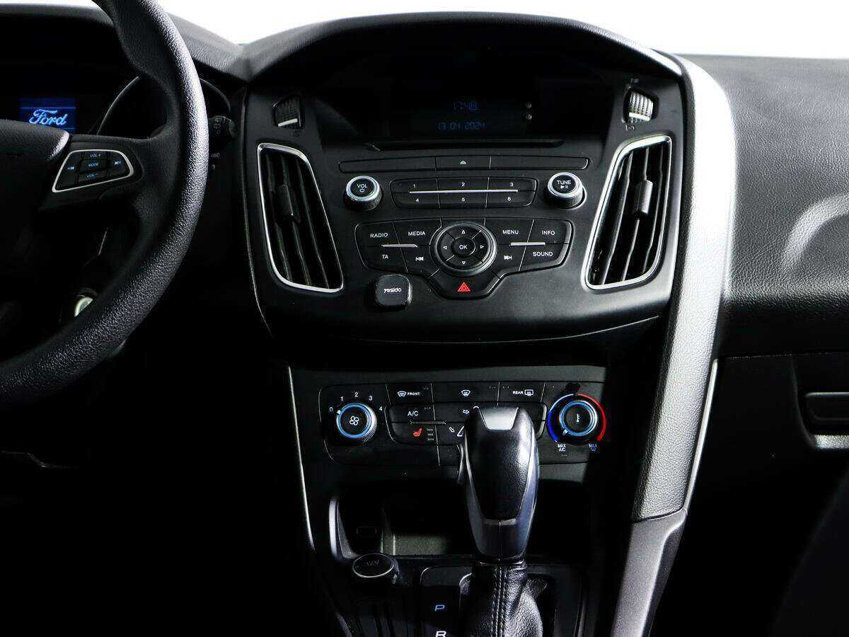 Ford Focus, 2018 Фото №13