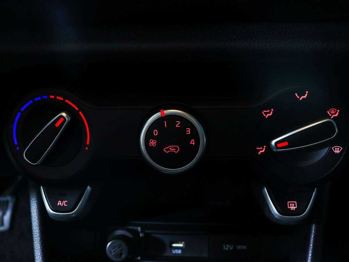 Kia Picanto, 2023 Фото №17