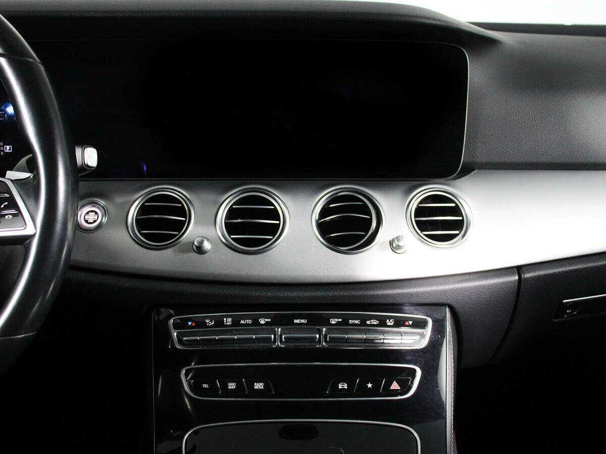 Mercedes-Benz E-Класс 200 d, 2020 Фото №11
