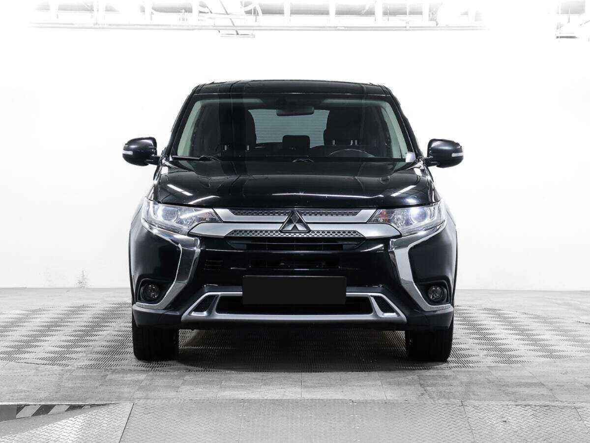 Mitsubishi Outlander, 2018 - 123 158 км. | Фото №2