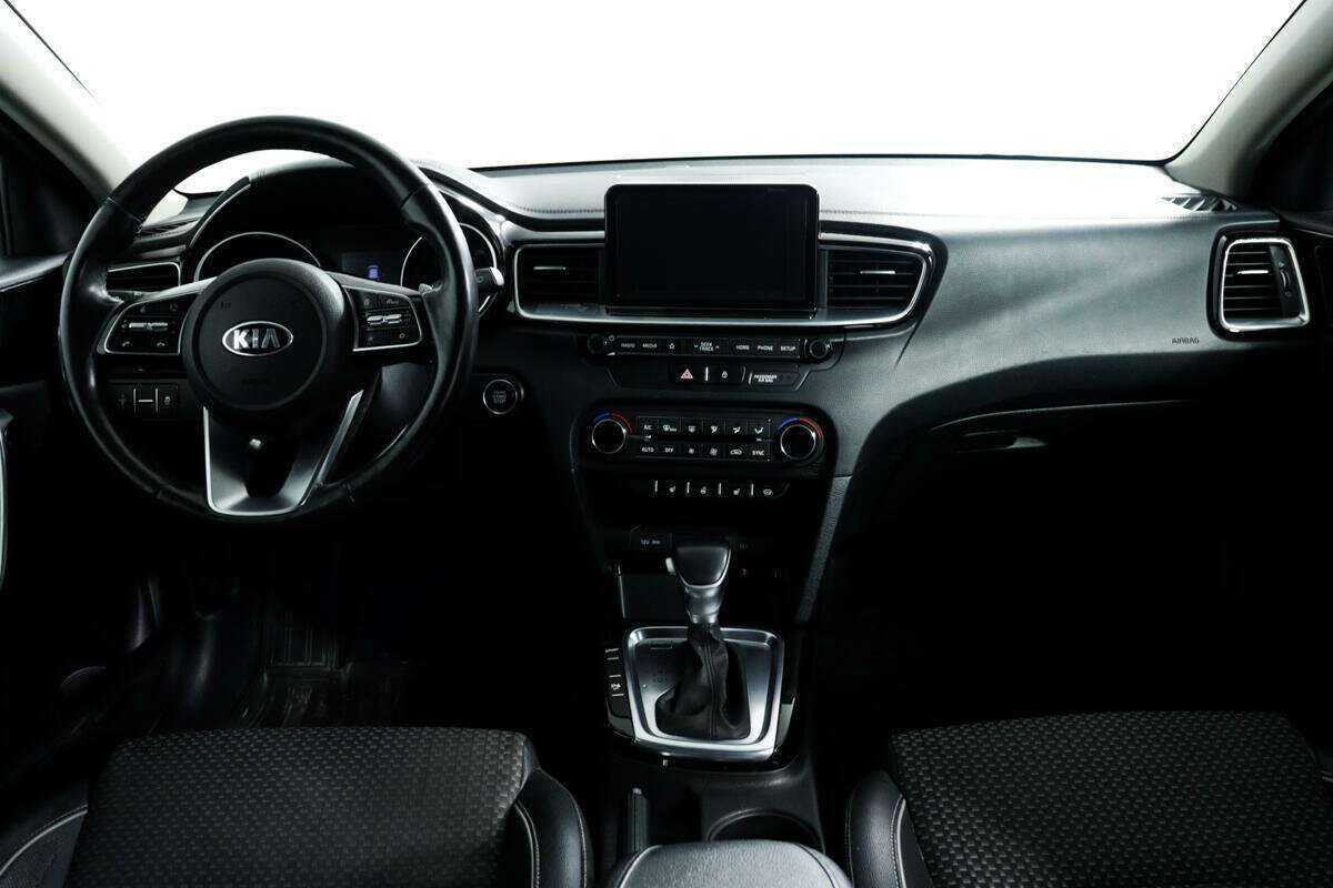 Kia Ceed, 2019 Фото №11