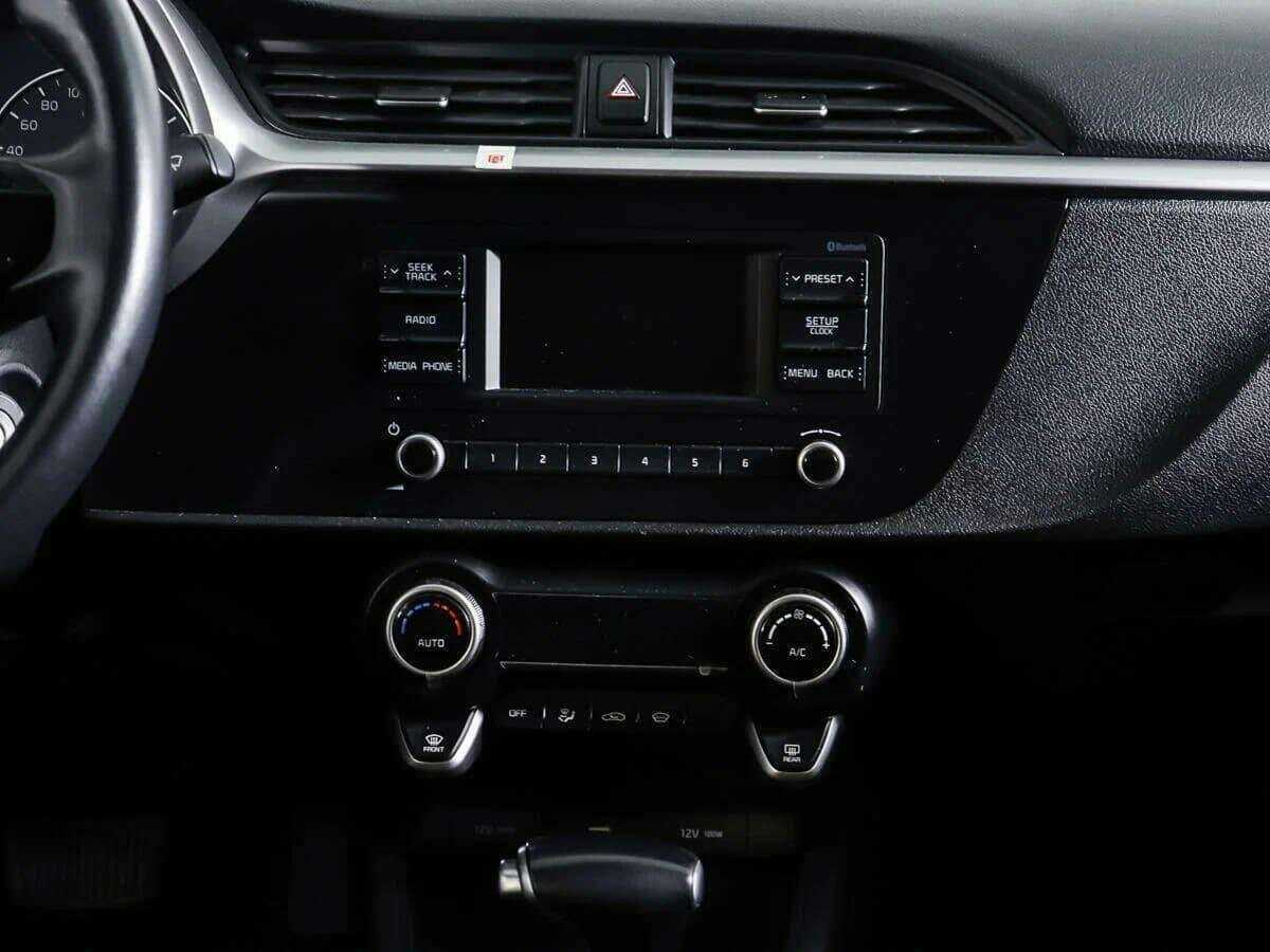Kia Rio, 2020 Фото №12