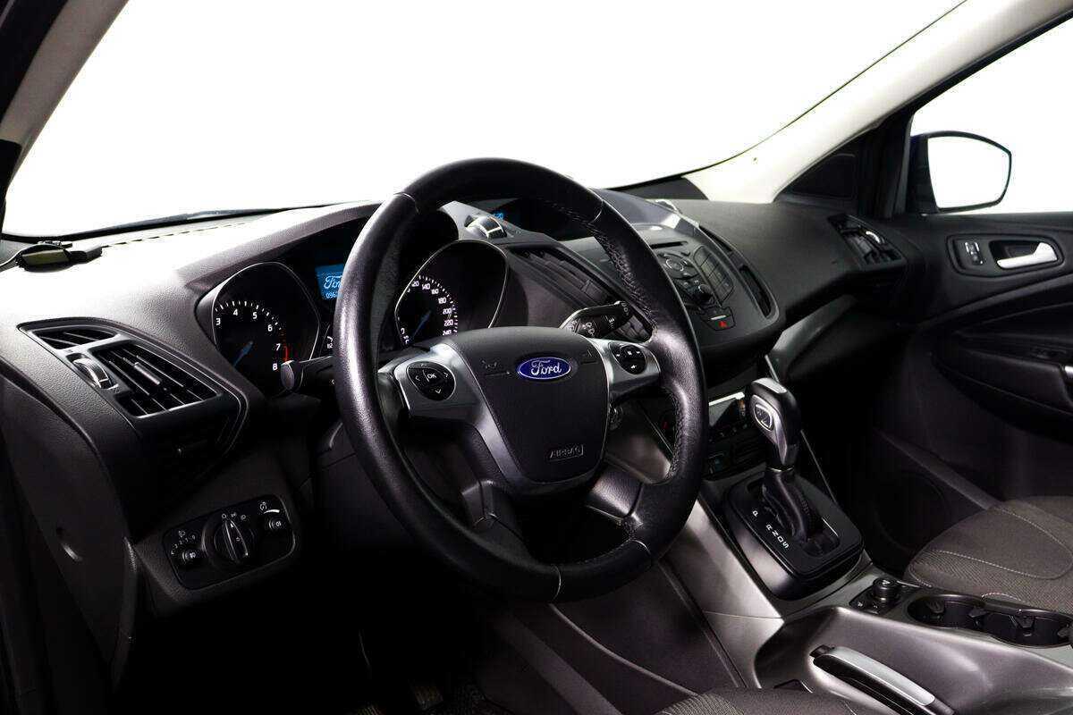Ford Kuga, 2015 Фото №13